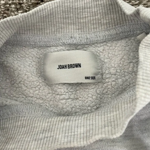 Joah Brown Light Gray Ribbed Top - Picture 3 of 4